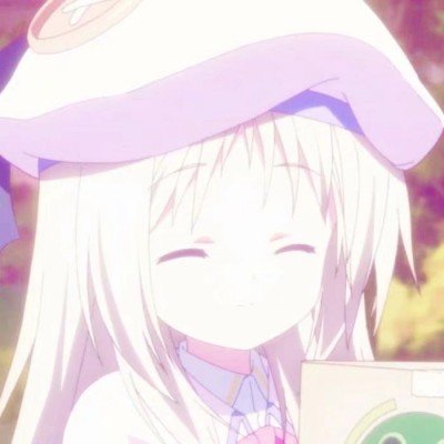 女子借店主手机打电话趁机跑路